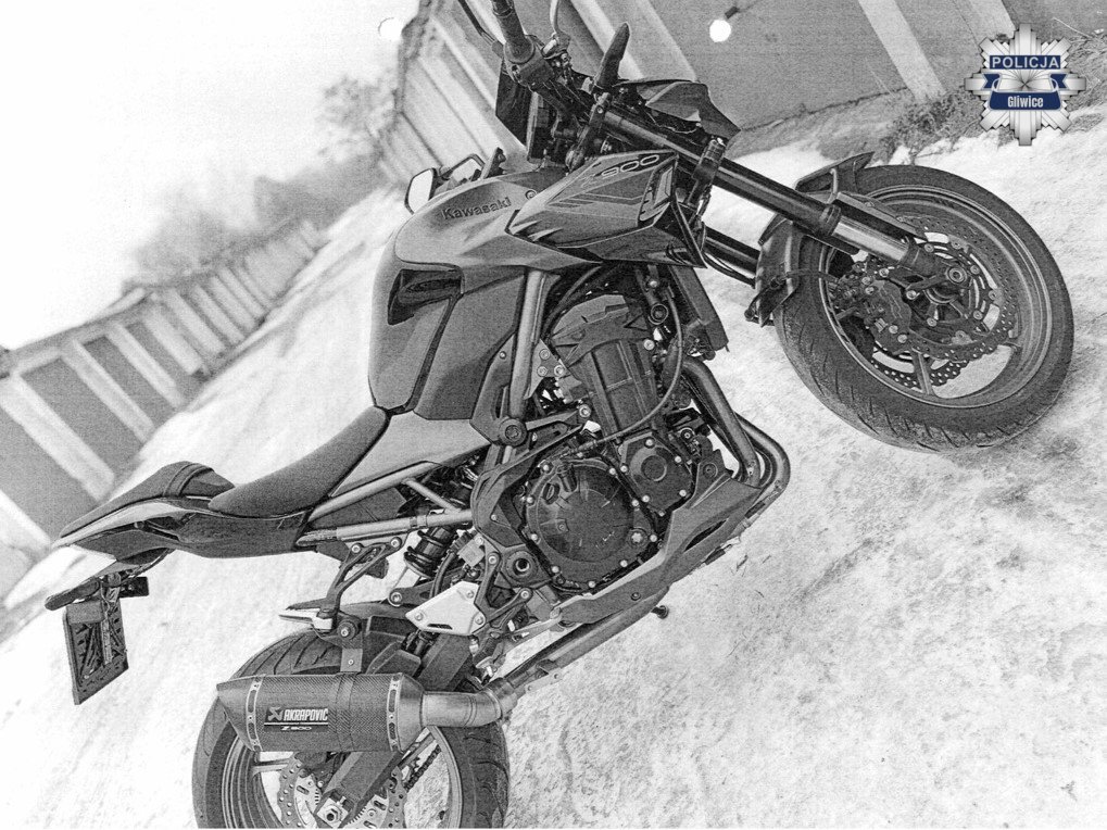 Gliwice: Policja poszukuje sprawcy kradzieży motocykla Kawasaki