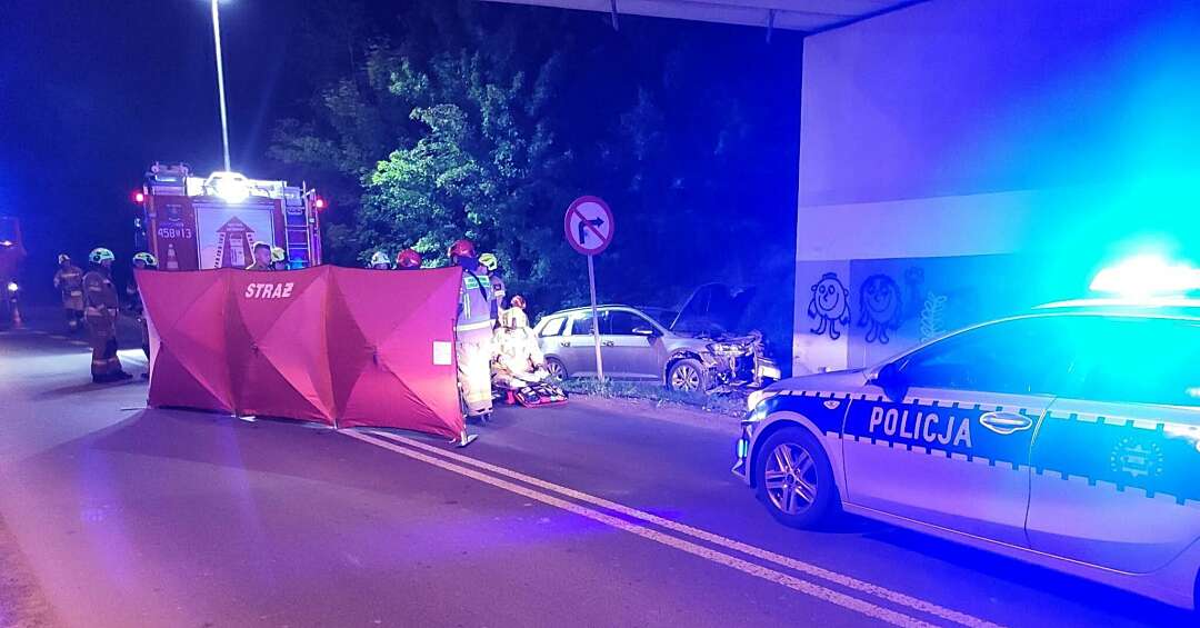 Tragiczny wypadek w Chechle. Nie żyje 45-letni kierowca