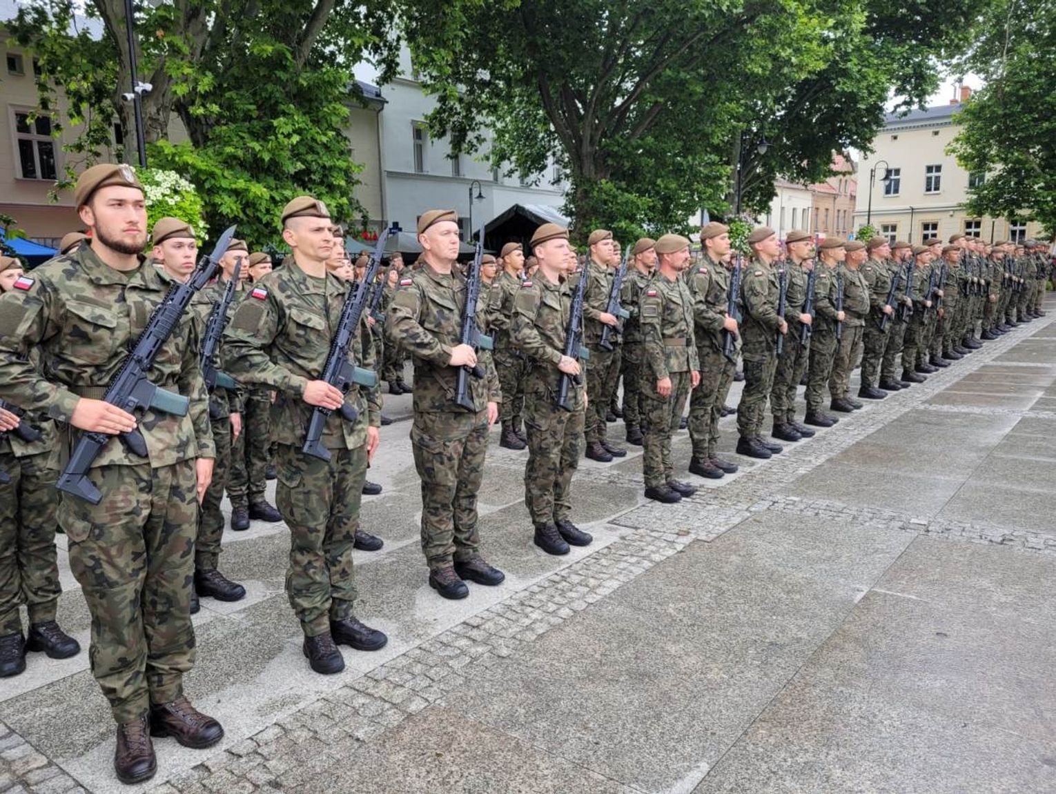 Uroczysta przysięga żołnierzy WOT w Strzelcach Opolskich