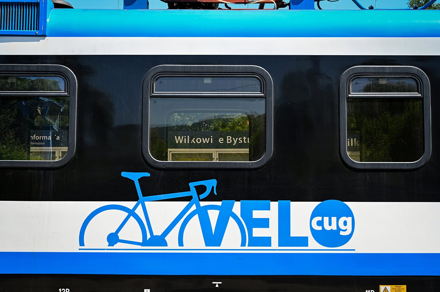Rekordowy lipiec w Kolejach Śląskich: więcej rodzin i rowerzystów na trasach