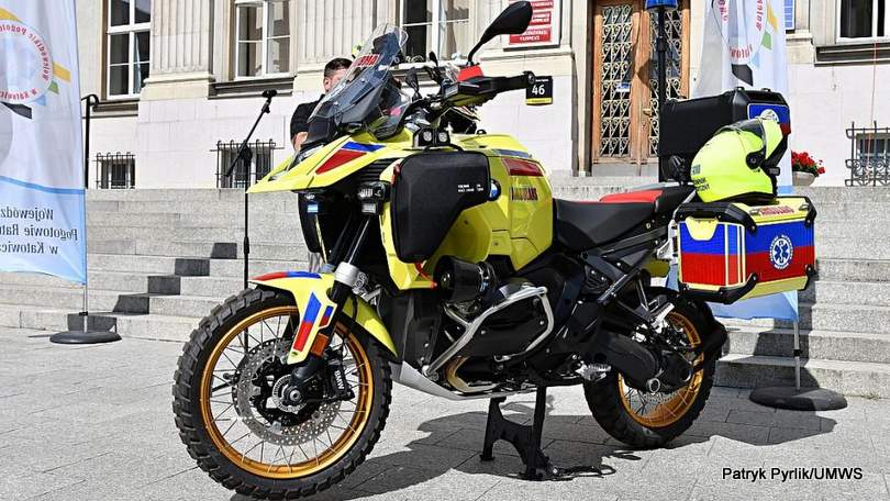 Ratunek na dwóch kołach. Gliwickie pogotowie wzbogaciło się o nowy motoambulans