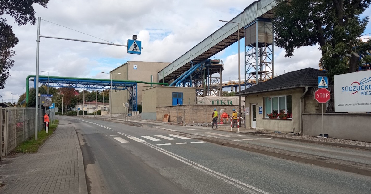 Utrudnienia na DK45 w Ciężkowicach: Wprowadzono ruch wahadłowy