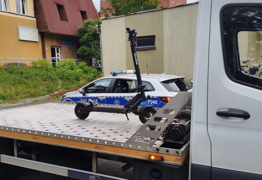 Policyjne kontrole w Gliwicach i powiecie: mandaty dla rowerzystów i problemy z hulajnogami