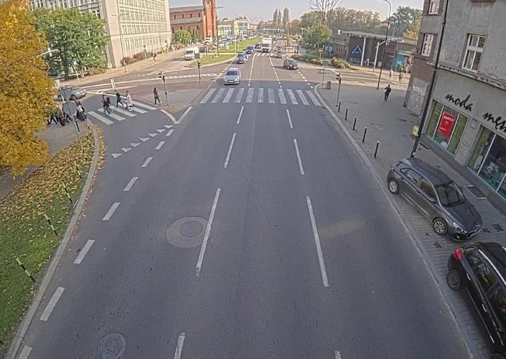 Utrudnienia na skrzyżowaniu ulic Dworcowej, Strzody i Wyszyńskiego w Gliwicach