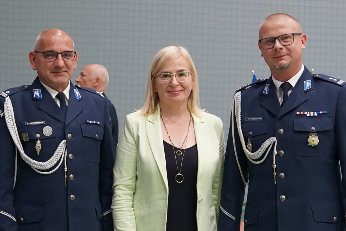 Gliwice: Uczniowie klas mundurowych ZSE-T awansowani na wyzsze stopnie