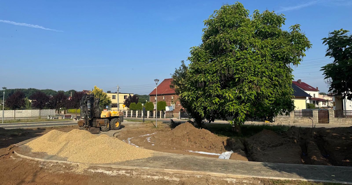 Nowy skwer w Kłodnicy gotowy. Mieszkańcy zyskali nową przestrzeń