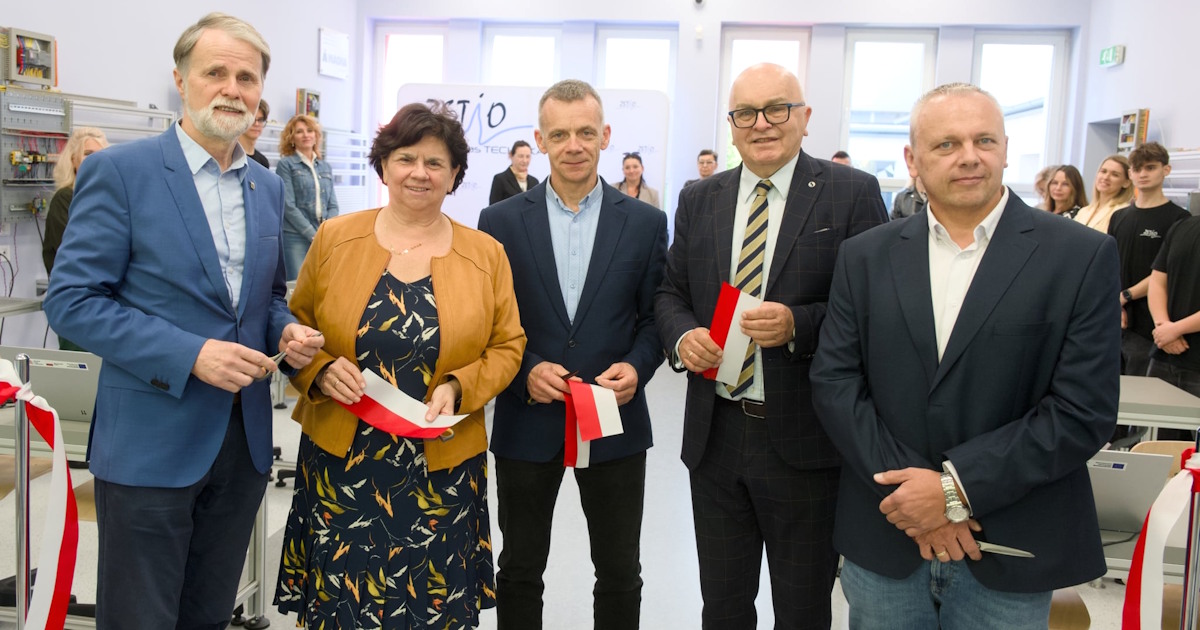 Nowoczesna pracownia mechatroniczna w ZSTiO w Kędzierzynie-Koźlu