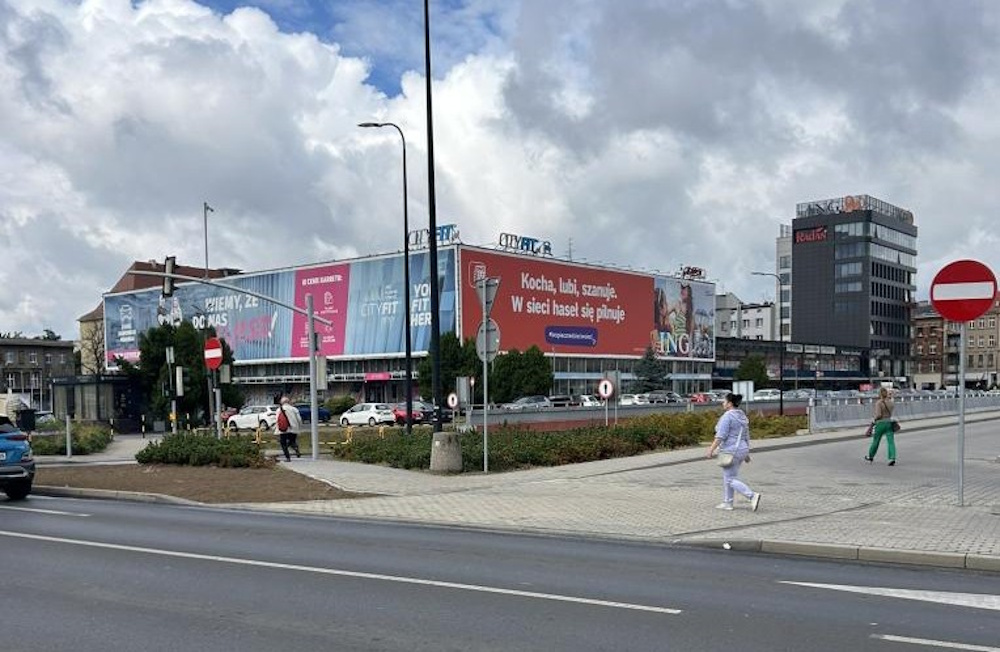 Nowy zjazd w Gliwicach: kierowcy mogą już wyjechać z parkingu na ul. Dworcową