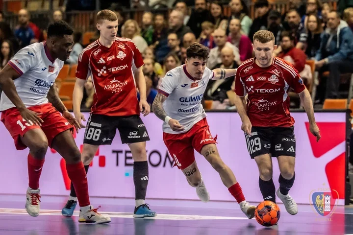 Śląskie derby w Gliwicach: Piast podejmie AZS UŚ Katowice