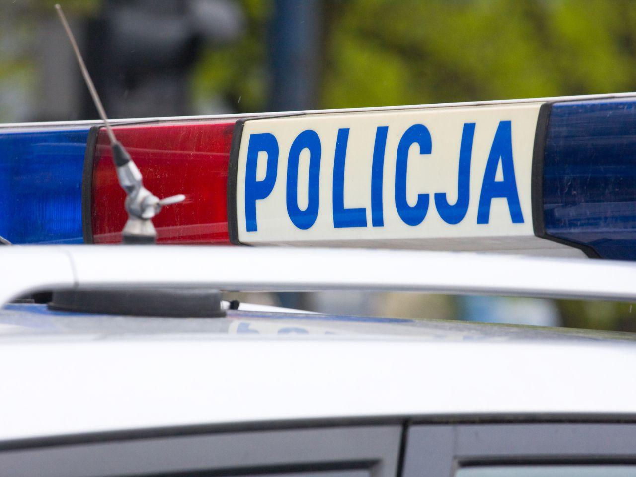 Nieodpowiedzialny ojciec za kierownicą ciągnika w gminie Namysłów