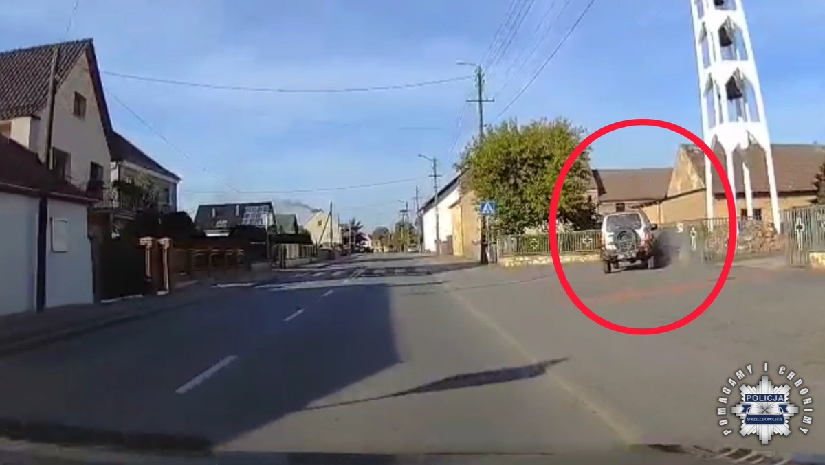 Rozmierka: kierowca Suzuki uderzył w mur kościoła. Miał 2,5 promila alkoholu