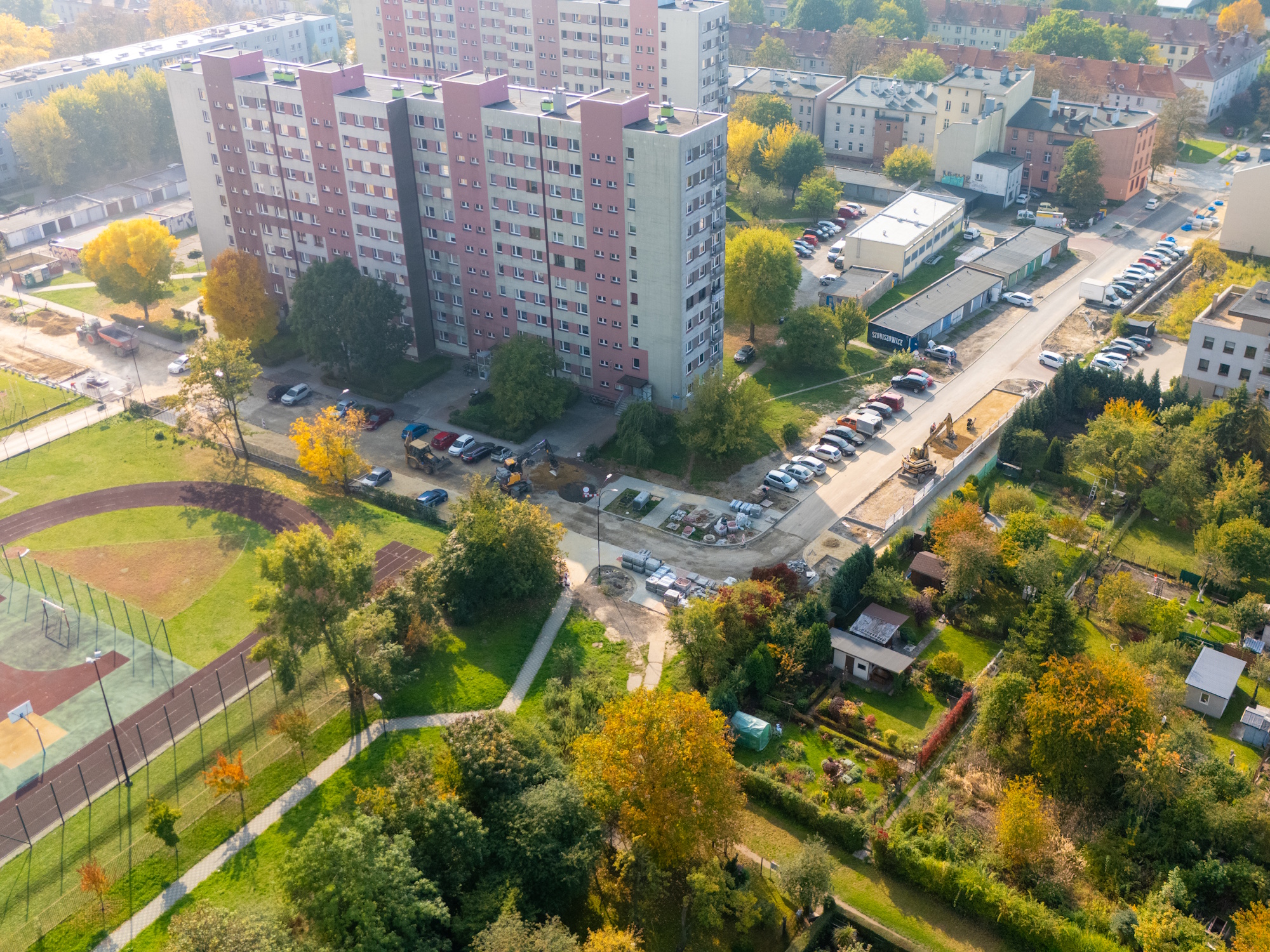 Budowa łącznika Świętojańskiej i Warszawskiej w Szobiszowicach