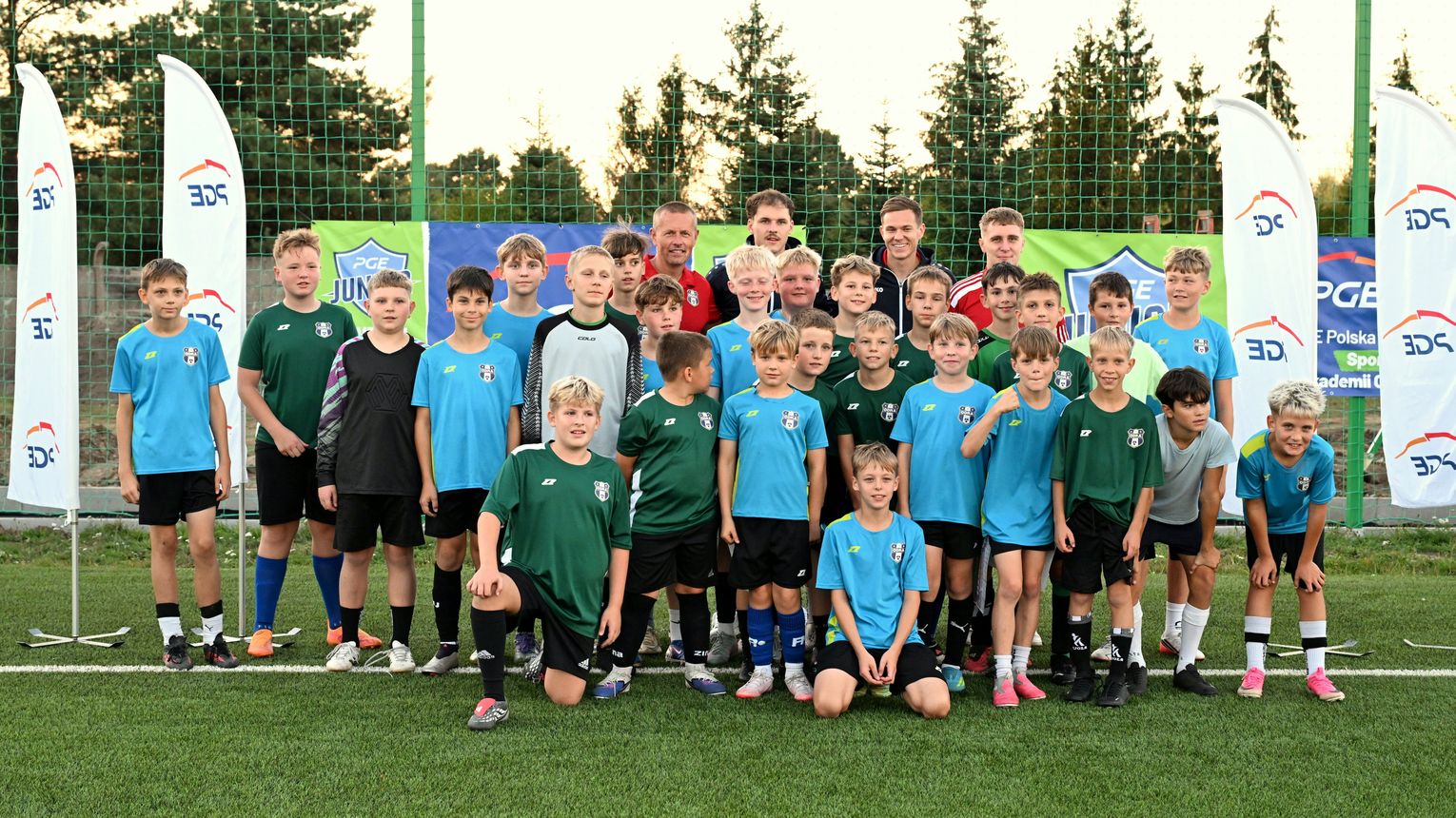 Wyjątkowy trening w Kędzierzynie-Koźlu: dzieci z Odry Koźle ćwiczyły z piłkarzami Odry Opole