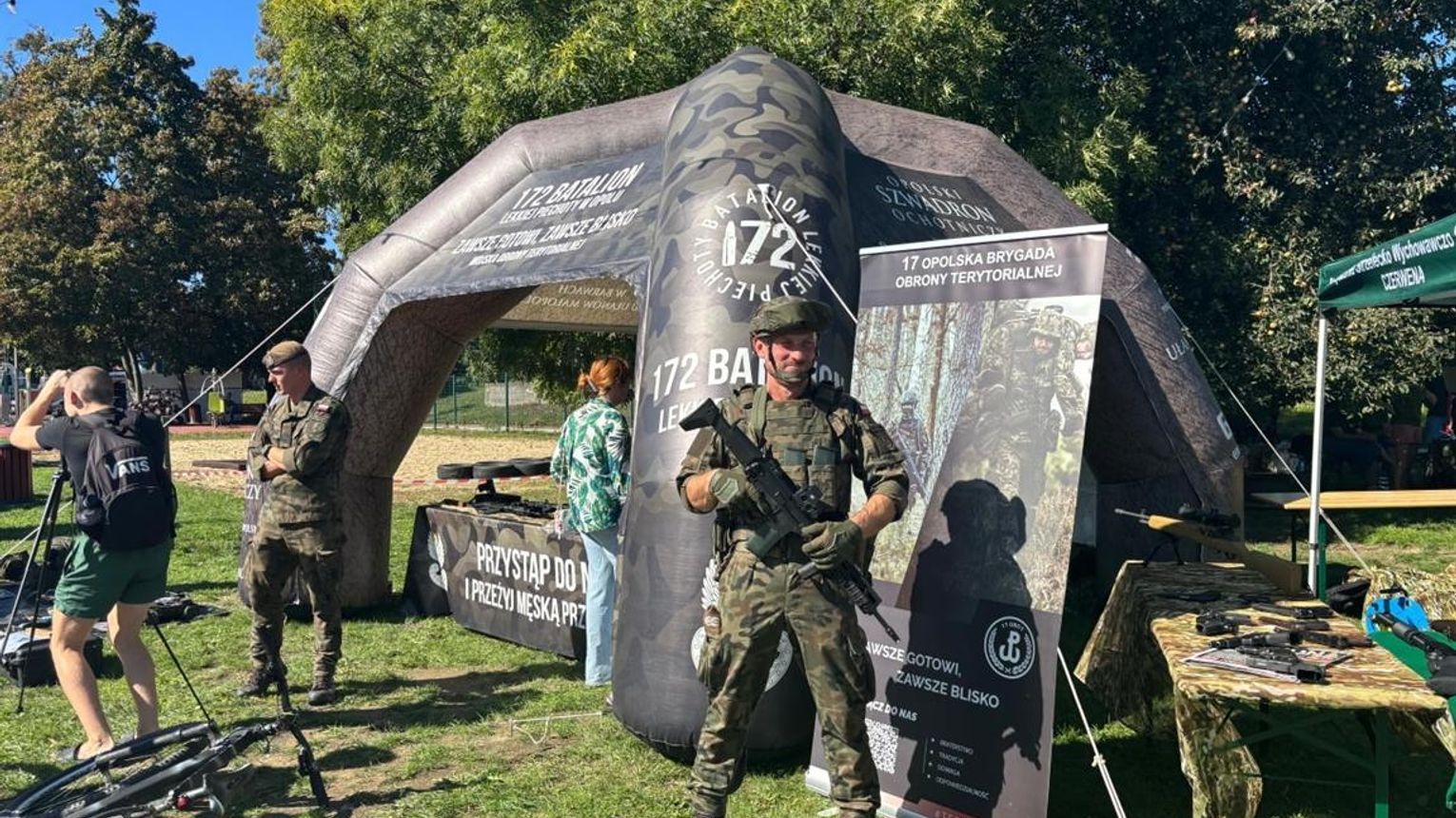 Militarny Dzień Otwarty w Kędzierzynie-Koźlu: Wsparcie dla małego Janka
