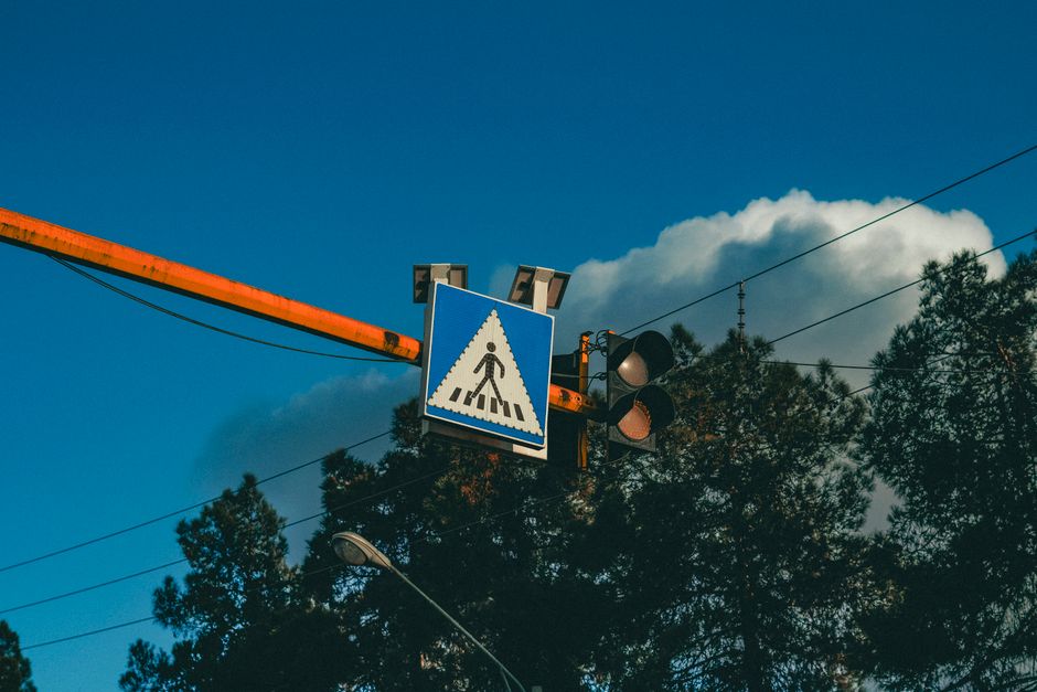 Bezpieczniejsza droga do szkoły w Gliwicach: nowe światła i uspokojenie ruchu
