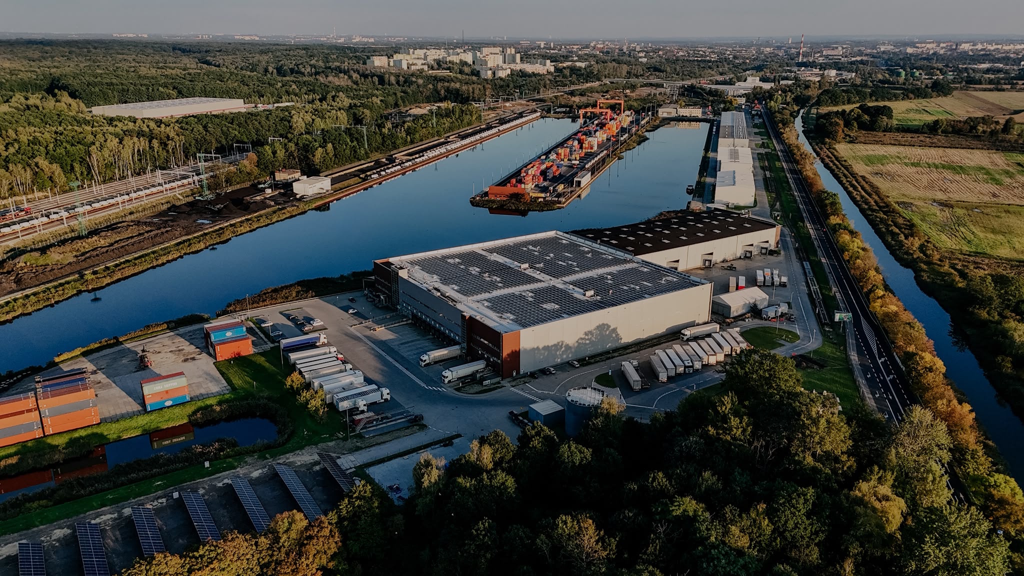 Śląskie Centrum Logistyki w Gliwicach uruchomiło własną farmę fotowoltaiczną