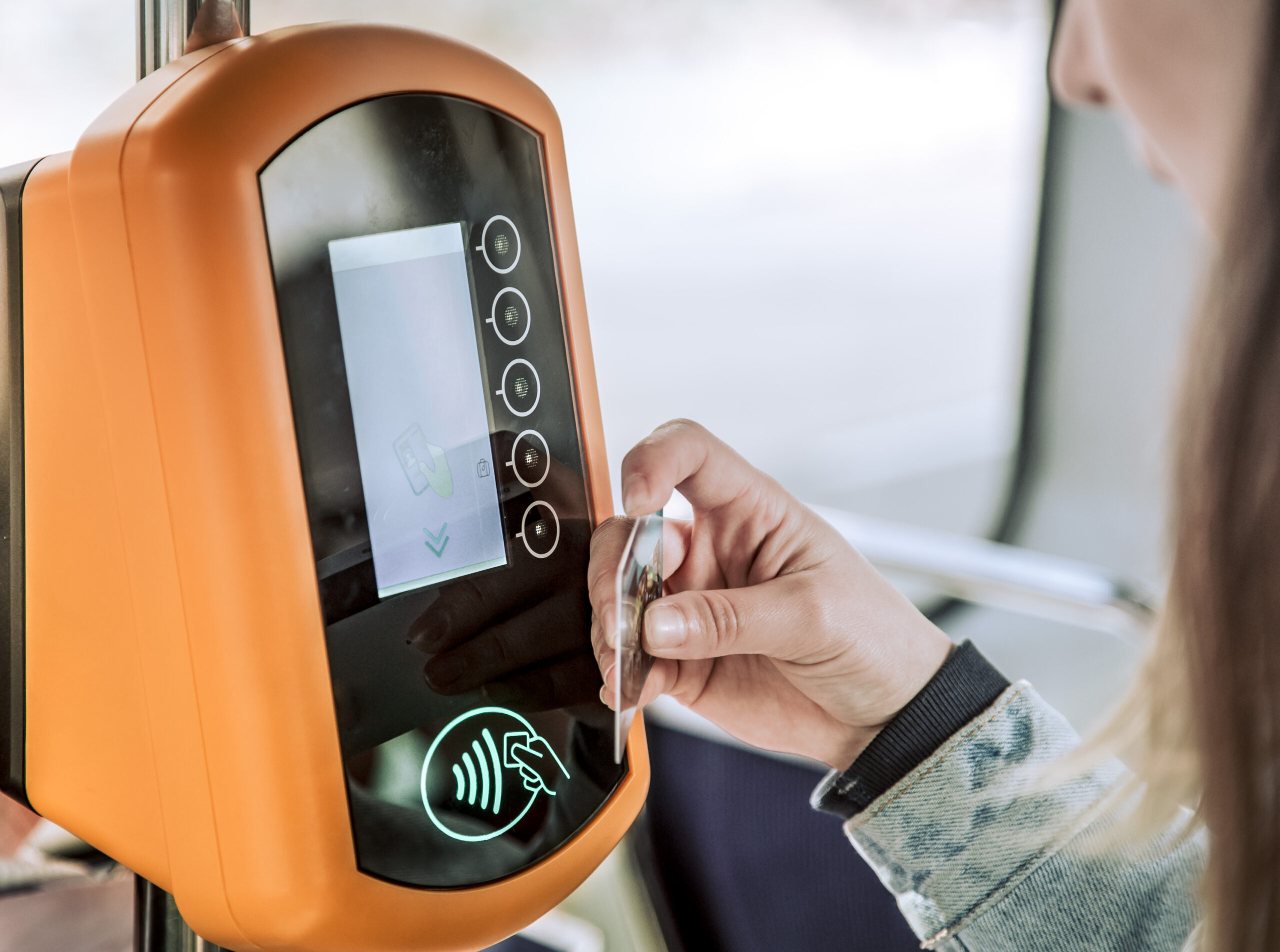 Nowoczesne biletomaty w każdym autobusie i tramwaju Transport GZM