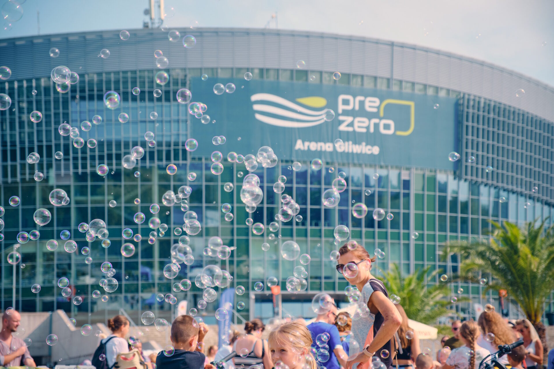 Ogień i taniec w Gliwicach - Summer Arena przyciągnęła tłumy
