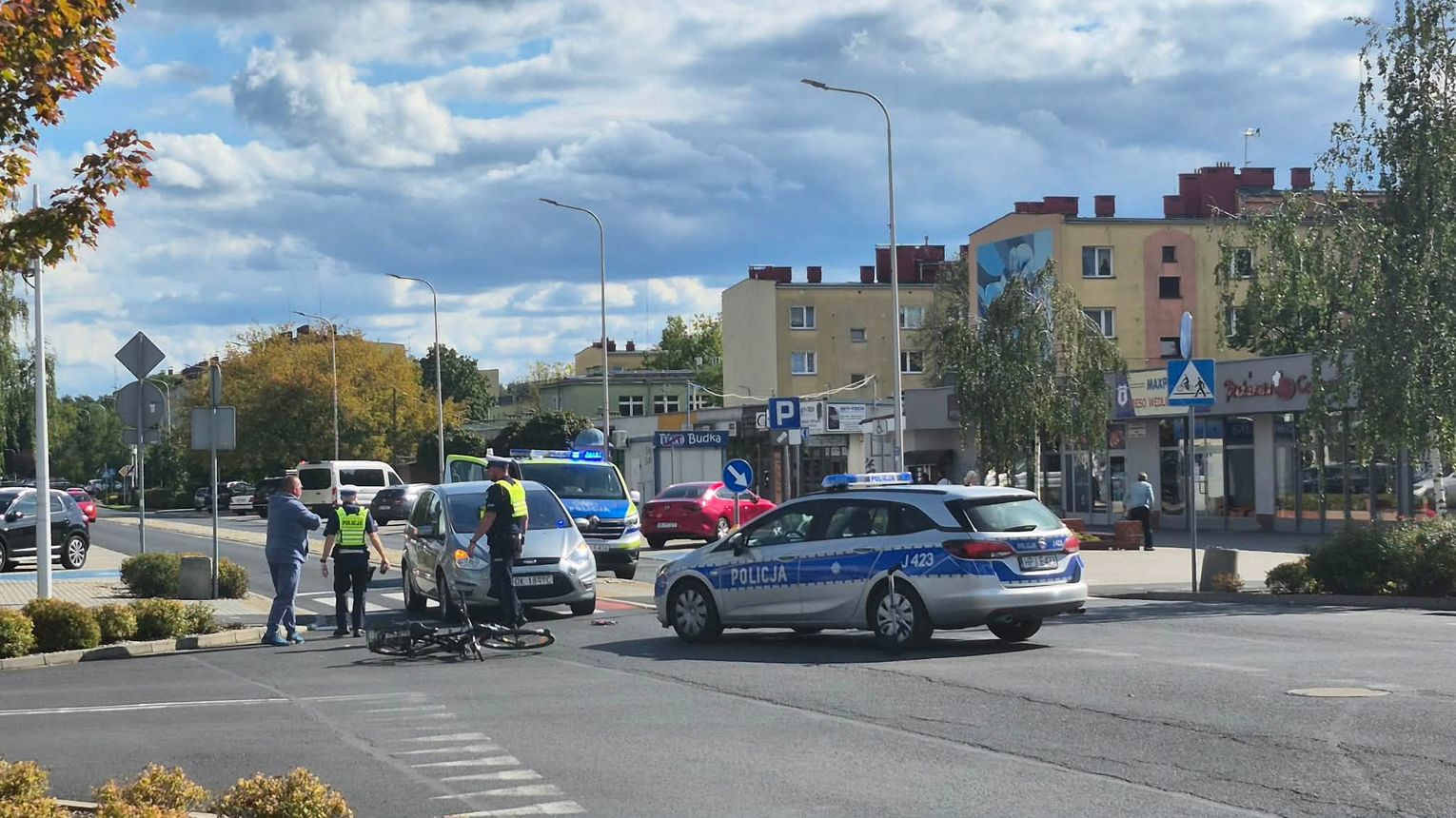 Wypadek w Kędzierzynie-Koźlu: Rowerzysta potrącony w Śródmieściu