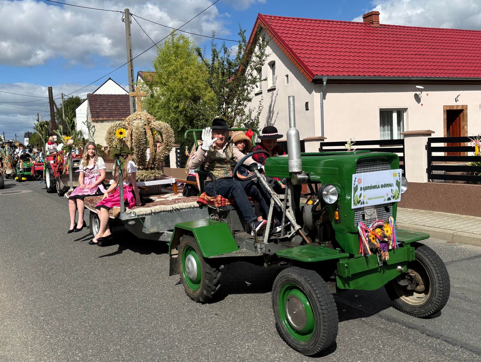 Gmina Krapkowice świętuje zakończenie żniw w Dąbrówce Górnej